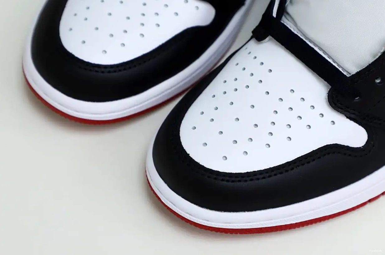 Air Toe Retro (2016) Jordan 1 Black 0402